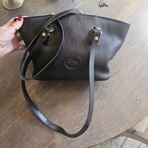 Dooney&Bourke Vintage Black All Weather Leather Shoulder Bag 🌺